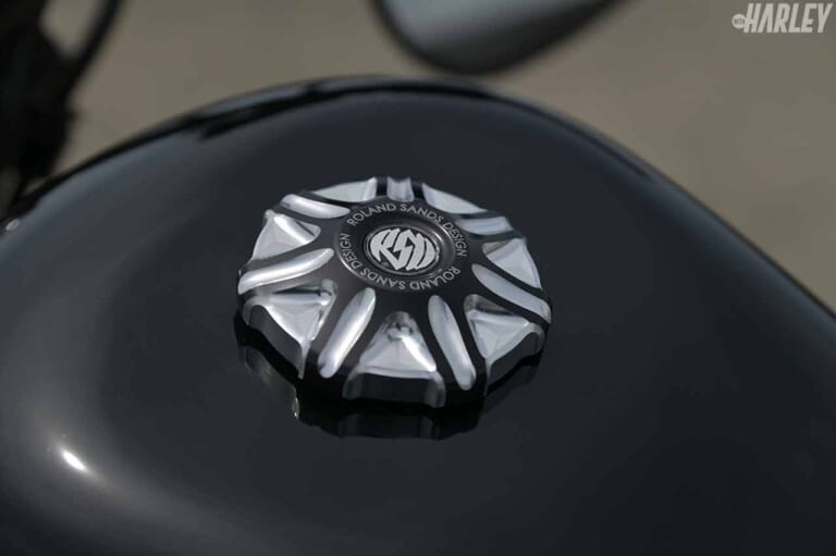 HSC沼津フォーティエイトカスタム|RSDタンクキャップ|人気のフォーティエイトスタイルを格安でゲットする術【’15モデル以前でも最新48カスタムに!】