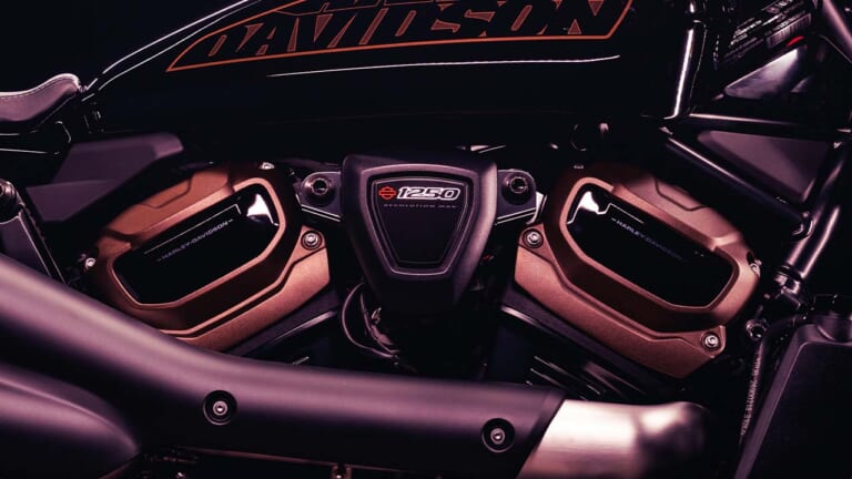 空冷から水冷へ?! ハーレーダビッドソン・スポーツスターに新エンジンの後継モデル登場か