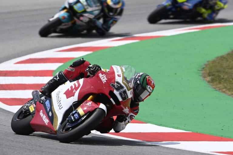 〈クシタニレース通信〉モト第7戦カタロニアGP／モト2クラスに参戦の小椋藍選手、6番手に迫るも転倒リタイア