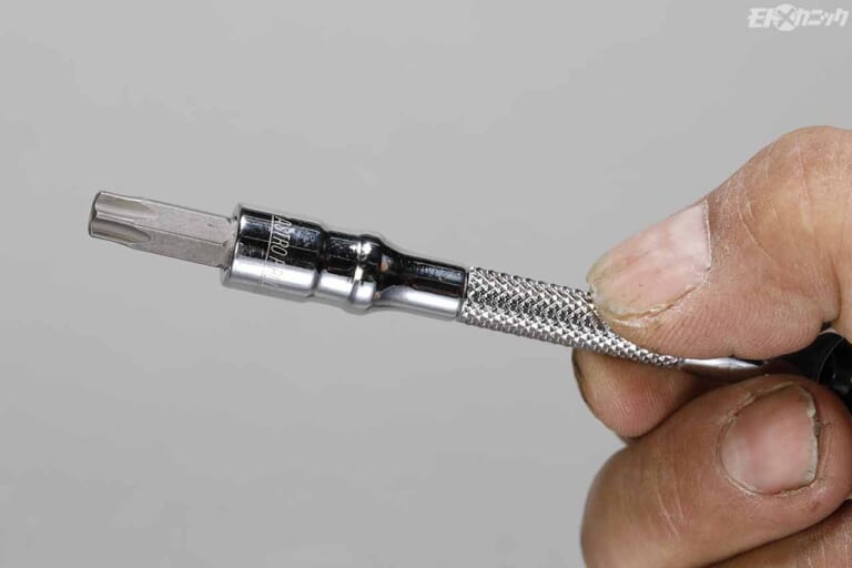 アストロプロダクツ|AP 1/4HEX スイベルビット ラチェットハンドル ミニ 90T|リーズナブルな価格で人気のアストロプロダクツ製品〈バイク向けおすすめ工具×5選〉