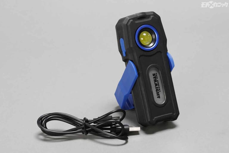 ストレート|充電式 LEDライト|カユいところに手が届く、ストレートのバイク向けおすすめ便利工具×5選
