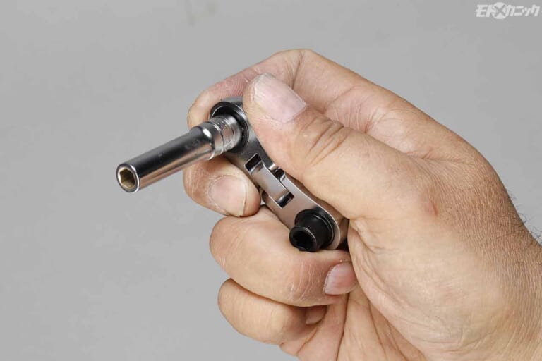 ワールドインポートツールズ 1/4dr首振りベリーショートラチェット|工具専門ショップの個性光るオリジナルツール×6選〈かっこよくて/とんがった/間違いのない工具〉
