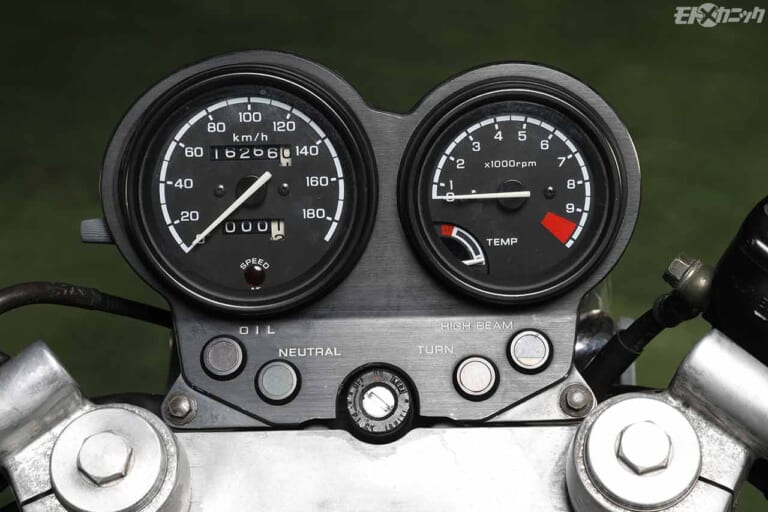 ホンダ ブロス プロダクト2|メーターまわり|日本独自のカテゴリー=400cc車に込められたこだわり【’80〜’90年代の夢よ再び】