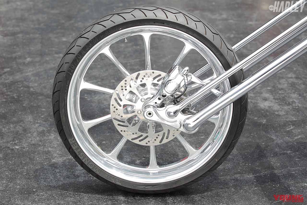 カスタムハーレー|'06ヘリテイジスプリンガー|トライジャカスタム「エクスカリバー」フロントまわり|ハーレーカスタムトレンドニュース:驚愕クオリティ!!の合法カスタムチョッパー〈トライジャ〉