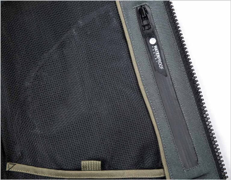 イクソン|LEVANT AIR A ジャケット|モトGP中上貴晶選手も愛用する注目度急上昇中のフレンチブランド「イクソン」