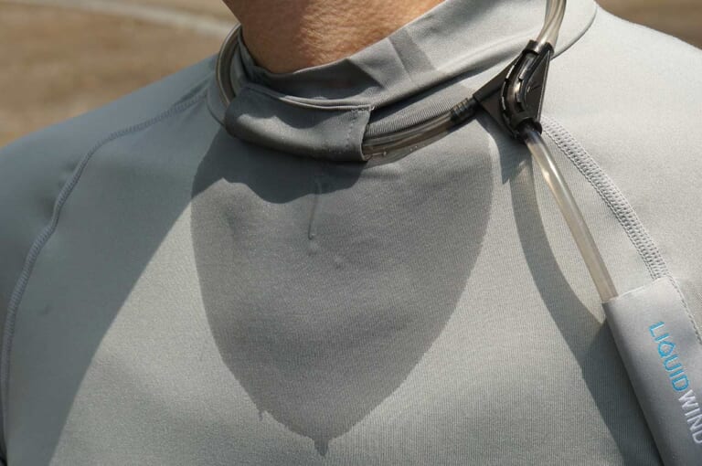 タイチ リキッドウインド|前胸側|タイチ×マンダム共同開発「リキッドウインド」は体感温度を5.2度下げる夏ツーリング必須アイテム