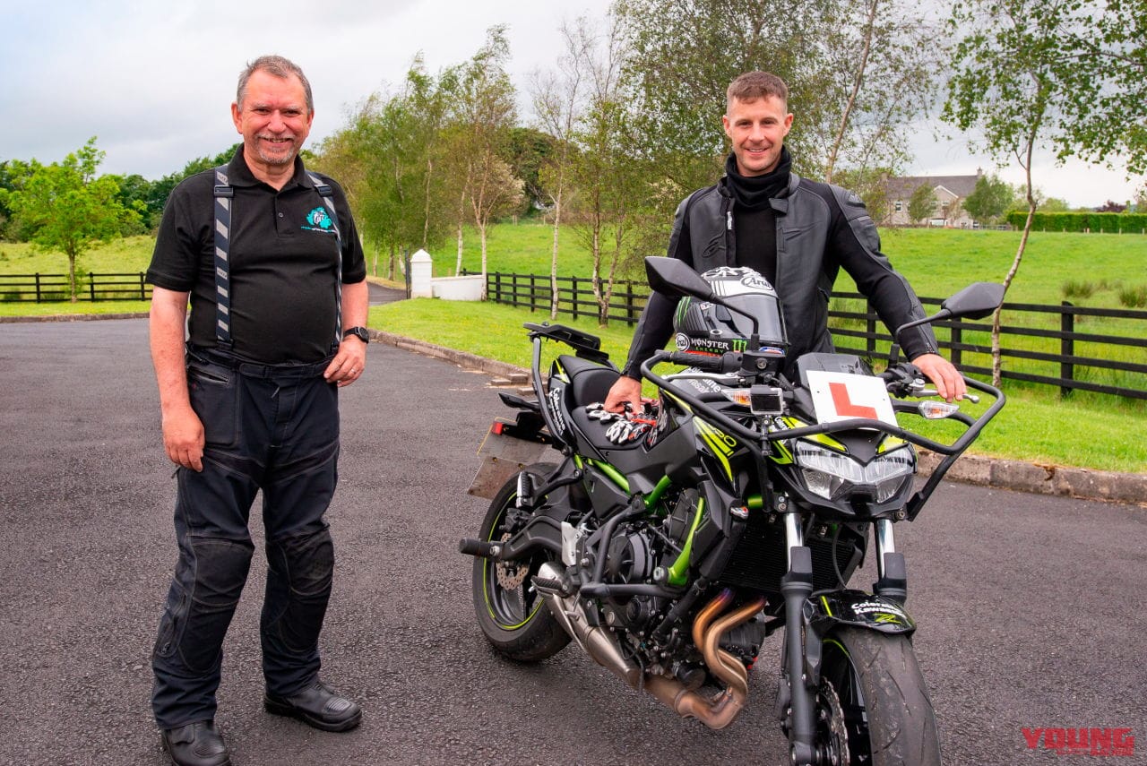 |カワサキの絶対王者が仮免許で公道を走る! ~ジョナサン・レイ、初めてのバイク免許