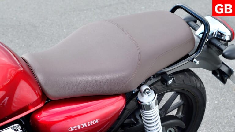 ホンダGB350|シート|ホンダGB350 vs ヤマハSR400ディテール徹底比較【ネオクラとリアルレトロ、実は対照的だ】