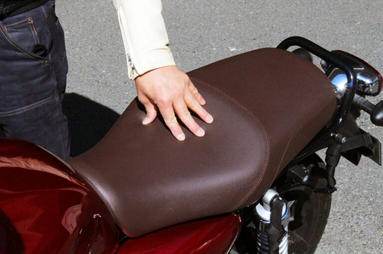 ホンダGB350満タン→ガス欠ツーリングテスト|シート|ホンダGB350満タン→ガス欠ツーリングテスト【ハイペースでも1タンクで約500km走ってくれた】