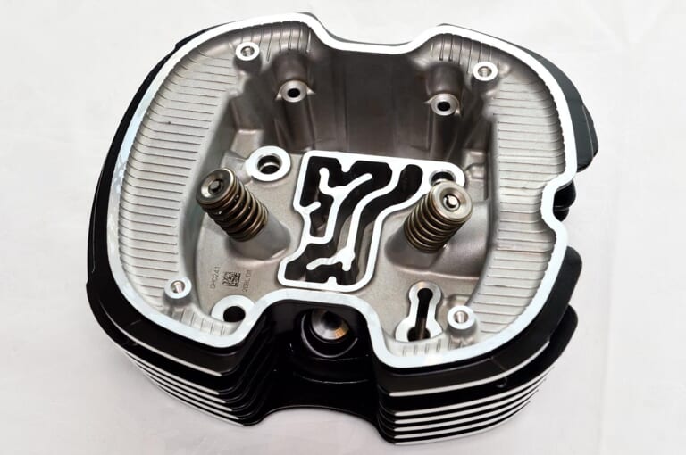 ホンダGB350|エンジン|ホンダGB350開発者インタビュー【馬力なんて、ただの飾りですよ】