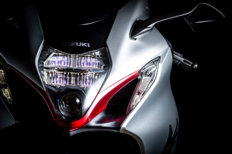 スズキ新旧ハヤブサ徹底比較|スズキ新旧ハヤブサ徹底写真比較解説【2代目から新型3代目へ、圧倒的な無敵感を継承】