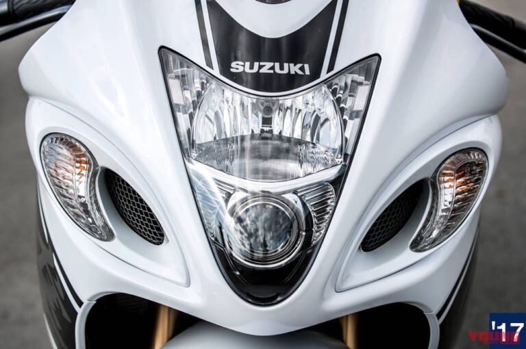 スズキ新旧ハヤブサ徹底比較|スタイリング|('17)2代目|スズキ新旧ハヤブサ徹底写真比較解説【2代目から新型3代目へ、圧倒的な無敵感を継承】