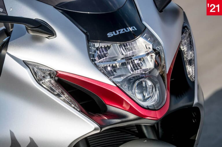 スズキ新旧ハヤブサ徹底比較|LEDヘッドライト|('21)新型|スズキ新旧ハヤブサ徹底写真比較解説【2代目から新型3代目へ、圧倒的な無敵感を継承】