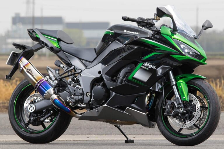 ニンジャZX-25R/ニンジャ1000SX用フルエキゾーストマフラー登場