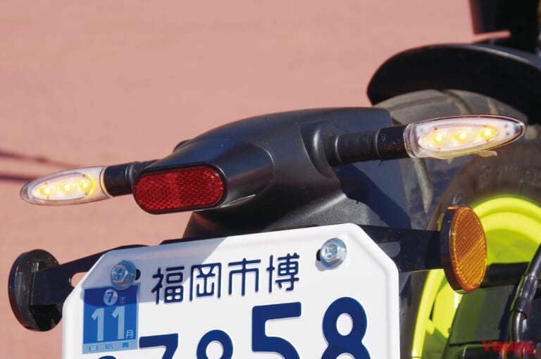 電動バイク|トロモックス ミノ|テールランプ|人間工学に基づいた電動バイク「MINO」試乗インプレッション【こんな”電動ミニモト”待ってました!】