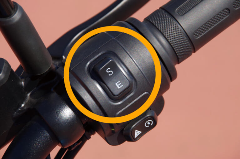 電動バイク|トロモックス ミノ|エコモード/スポーツモード|人間工学に基づいた電動バイク「MINO」試乗インプレッション【こんな”電動ミニモト”待ってました!】