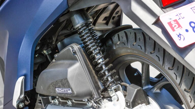 ホンダ ディオ110|リヤまわり|ホンダ ディオ110ディテール写真解説【大径14インチホイール&洗練されたデザイン】