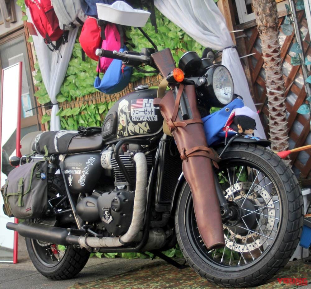 |ワタシの愛車インプレッション:トライアンフ ボンネビルT100ブラック〈ヤングマシンメンバーズ〉