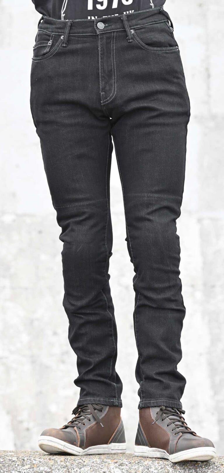 バイク用高強度デニム|オックスフォード アーマライトジーンズ スリム|高強度のオックスフォード アーマライトジーンズ、その実力をガチ検証【火で炙る/引きずり回す】