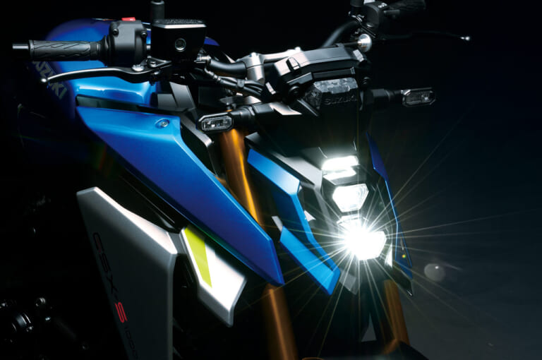 '21 スズキGSX-S1000|ヘッドライト|’21スズキGSX-S1000発売【新時代を切り開くモノフォーカス過激スタイル+電子デバイスも充実】