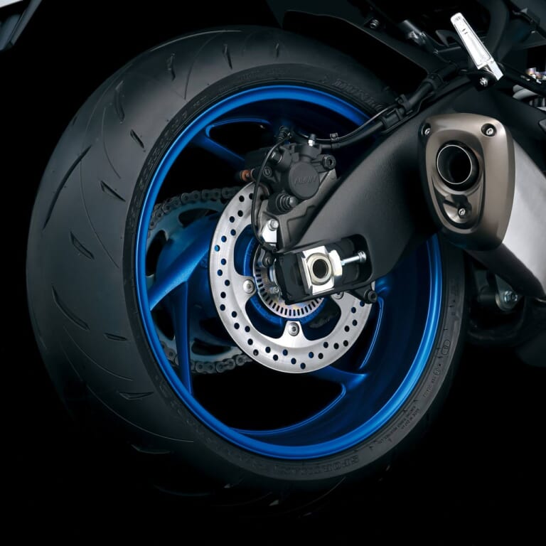 '21 スズキGSX-S1000|リヤまわり|’21スズキGSX-S1000発売【新時代を切り開くモノフォーカス過激スタイル+電子デバイスも充実】
