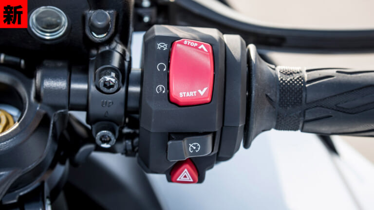 スズキ新型ハヤブサ|右スイッチボックス|新旧ハヤブサ比較インプレ〈高速編〉【一瞬の”溜め”からの強烈加速。湧き上がるトルク感の演出が極上!】