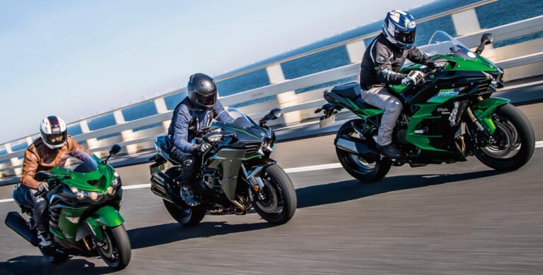 ハヤブサライバル|カワサキ ニンジャZX-14R/H2 SX/H2カーボン|1000点満点チェックで総括! 新旧ハヤブサ比較インプレッション【10年に及ぶ開発で深化を積み重ねる】