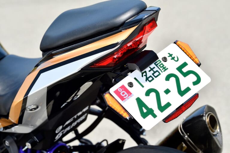 アクティブカスタムZX-25R|フェンダーレスキット|アクティブ ニンジャZX-25Rストリートカスタムスタイル見参!!【ワイドタイヤで別格の安心感】