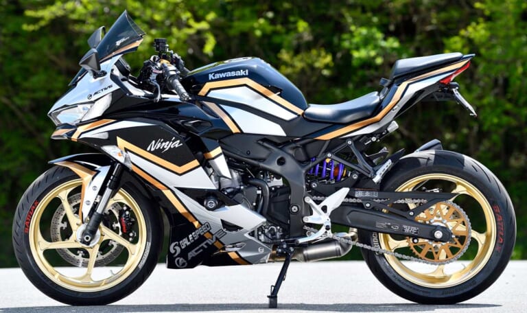 アクティブカスタムZX-25R|アクティブ ニンジャZX-25Rストリートカスタムスタイル見参!!【ワイドタイヤで別格の安心感】