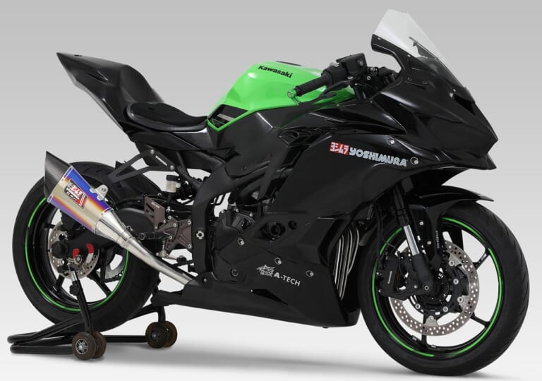 ヨシムラ R-11レーシングサイクロン1エンド|カワサキ ニンジャZX-25R用|ZX-25Rレース用超ショートマフラー〈ヨシムラ ヘプタフォースTSSレーシングサイクロン〉