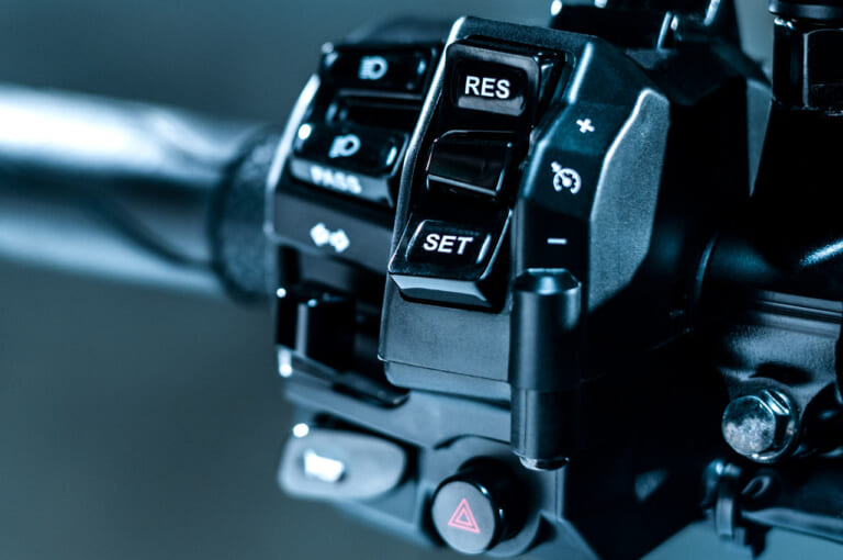 YAMAHA MT-09 SP ABS|ヤマハ新型MT-09/MT-07が国内販売開始【09SP/07が7/28〜、09STDは8/26〜】