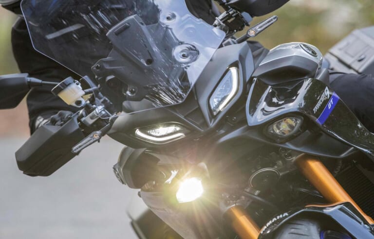 YAMAHA TRACER9 GT ABS|ヤマハ新型トレーサー9GTが7/28国内発売【大幅刷新・前後電サス搭載でも150万円切り!】