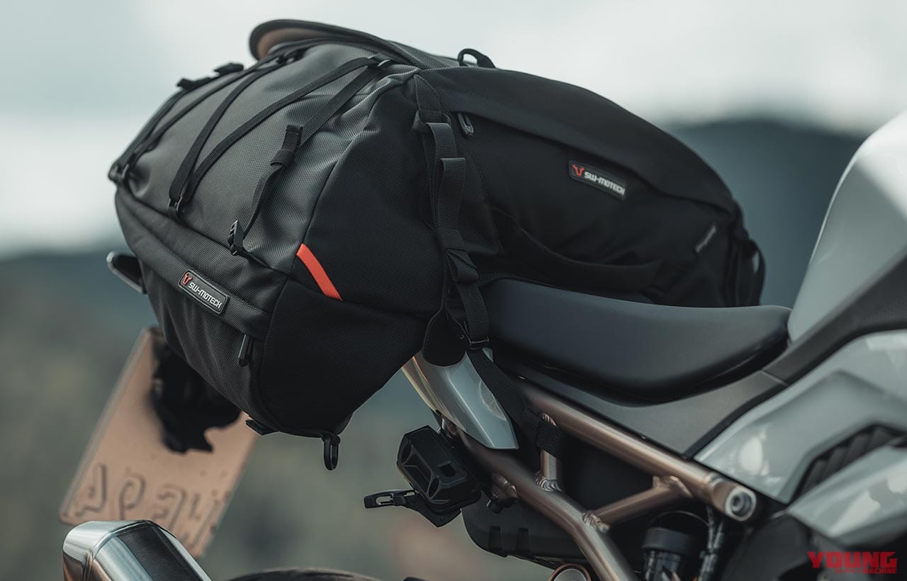 |“バイクでソロキャンプ”荷物の量を決める大型シートバッグの選び方【初心者は大きいサイズを選ぶべし】