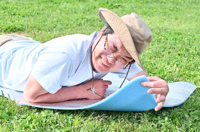 バイクでソロキャンプ|銀マット|バイクでキャンプツーリング:失敗しないマットの選び方&おすすめ3選