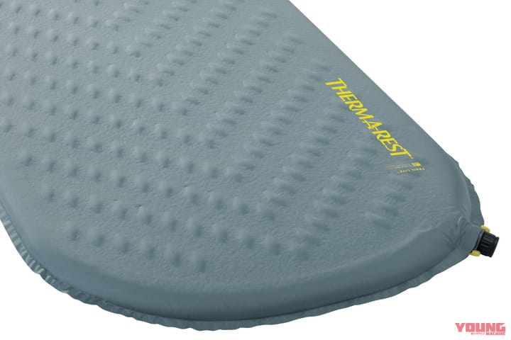 バイクでソロキャンプ|サーマレスト トレイルライト|バイクでキャンプツーリング:失敗しないマットの選び方&おすすめ3選