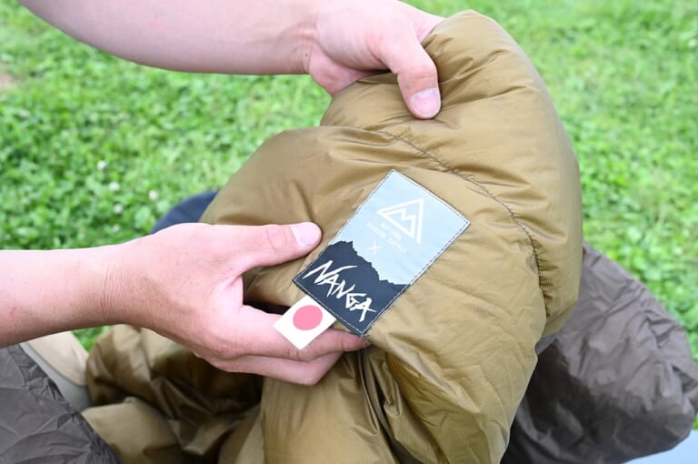 バイクでソロキャンプ|シュラフ|デイトナ ナンガ オーロラライト400DX ツーリングエディション|バイクでキャンプツーリング:失敗しないシュラフの選び方&おすすめ3選