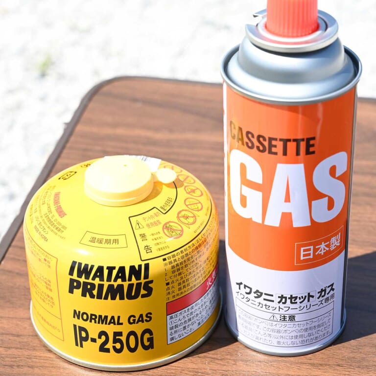 バイクでソロキャンプ|バーナーの選び方|燃料の種類|“バイクでソロキャンプ”失敗しないバーナー&クッカー【自分の得意な料理法に合った道具を選ぶべし】