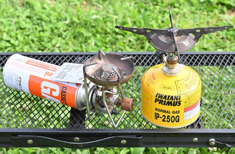 バイクでソロキャンプ|バーナーの選び方|縦型/横型|“バイクでソロキャンプ”失敗しないバーナー&クッカー【自分の得意な料理法に合った道具を選ぶべし】
