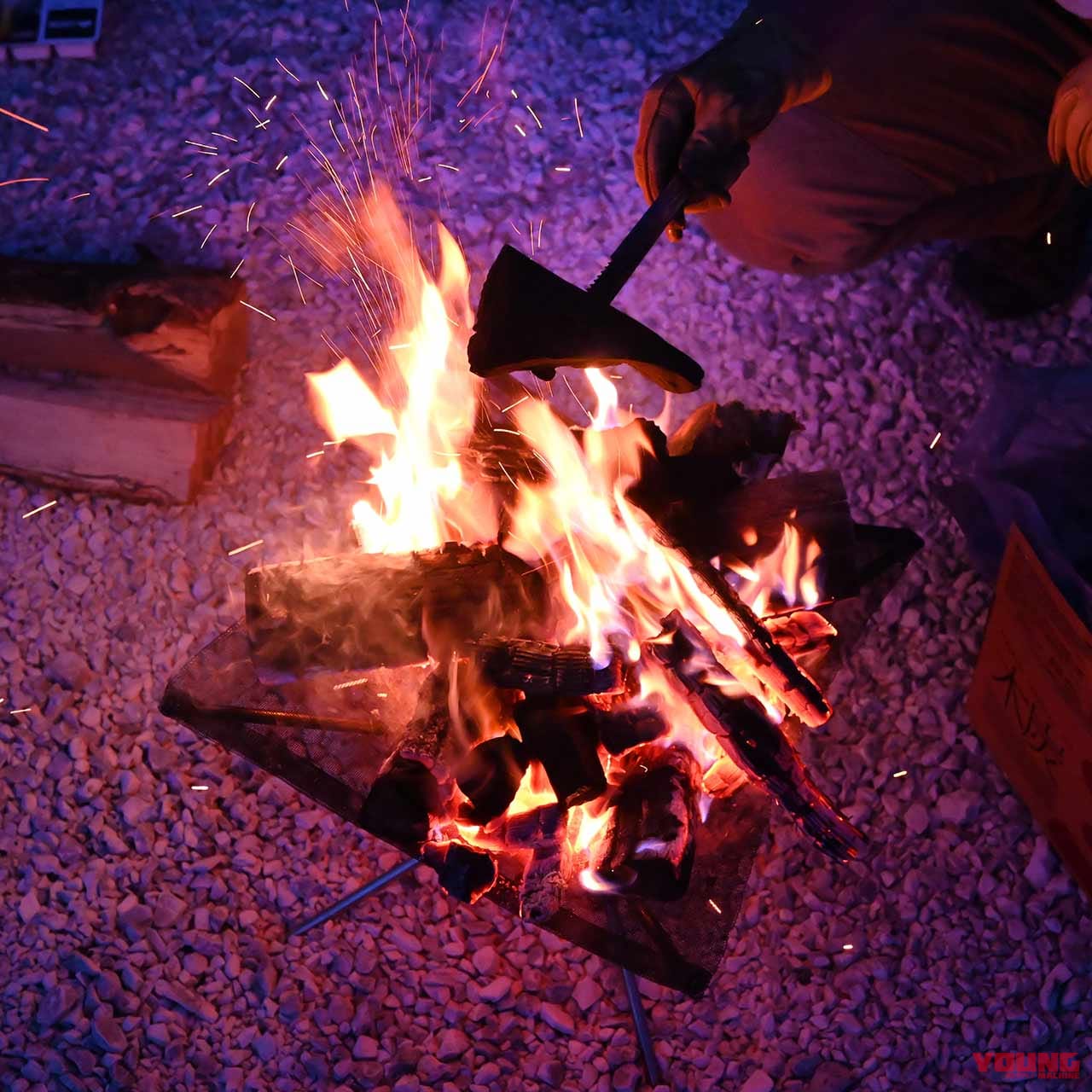 バイクでソロキャンプ|焚き火台の選び方|炭火OK?|“バイクでソロキャンプ”失敗しない焚き火台の選び方【キャンプの花形には徹底的にこだわれ!】