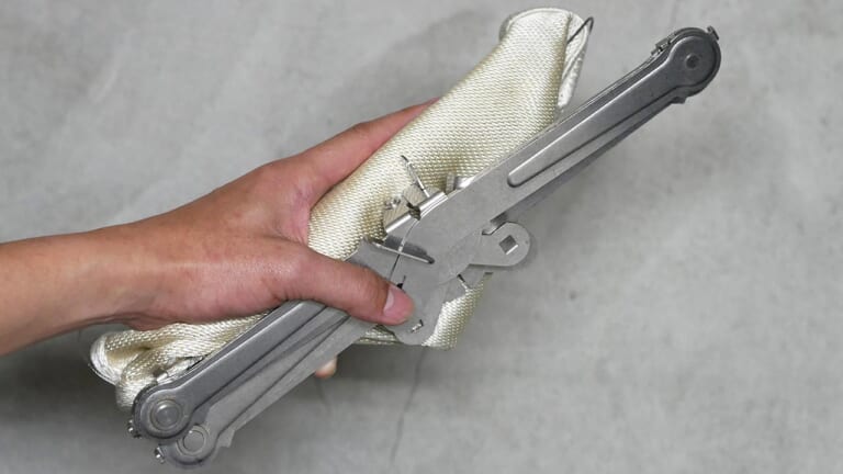 バイクでソロキャンプ|焚き火台|モノラル ワイヤフレーム|“バイクでソロキャンプ”失敗しない焚き火台の選び方【キャンプの花形には徹底的にこだわれ!】