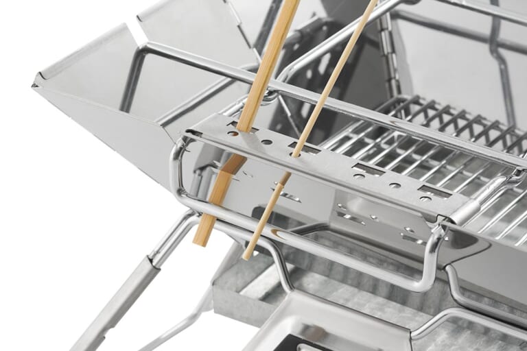 バイクでソロキャンプ|焚き火台|ロゴス ピラミッド TAKIBI M|“バイクでソロキャンプ”失敗しない焚き火台の選び方【キャンプの花形には徹底的にこだわれ!】