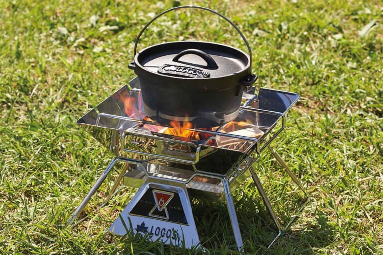 バイクでソロキャンプ|焚き火台|ロゴス ピラミッド TAKIBI M|“バイクでソロキャンプ”失敗しない焚き火台の選び方【キャンプの花形には徹底的にこだわれ!】