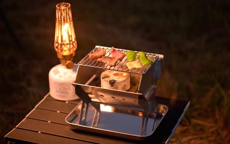 バイクでソロキャンプ|焚き火台|デイトナ ツーリングフラットグリル189|“バイクでソロキャンプ”失敗しない焚き火台の選び方【キャンプの花形には徹底的にこだわれ!】