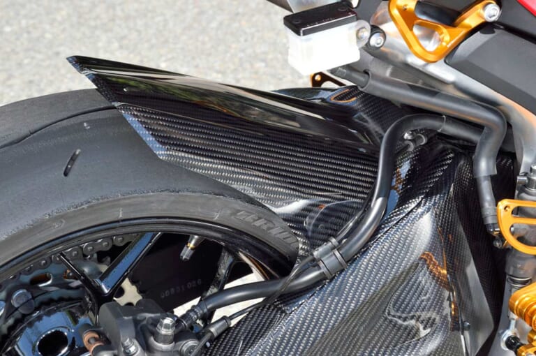 マジカルレーシングCBR600RR|リアフェンダー|CBR600RRベース車の素性を活かした高機能ボディパーツ〈マジカルレーシング〉