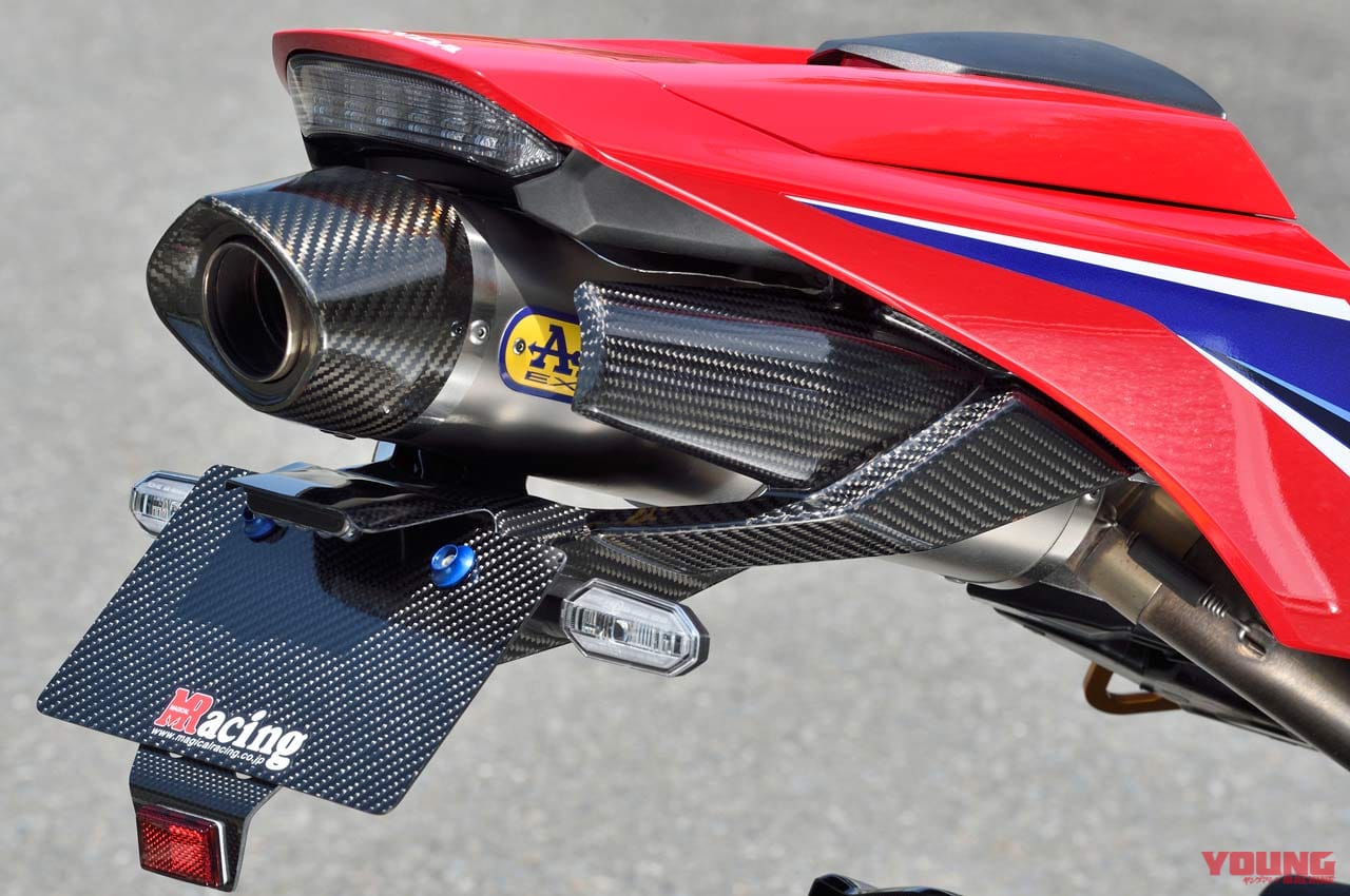|CBR600RRベース車の素性を活かした高機能ボディパーツ〈マジカルレーシング〉