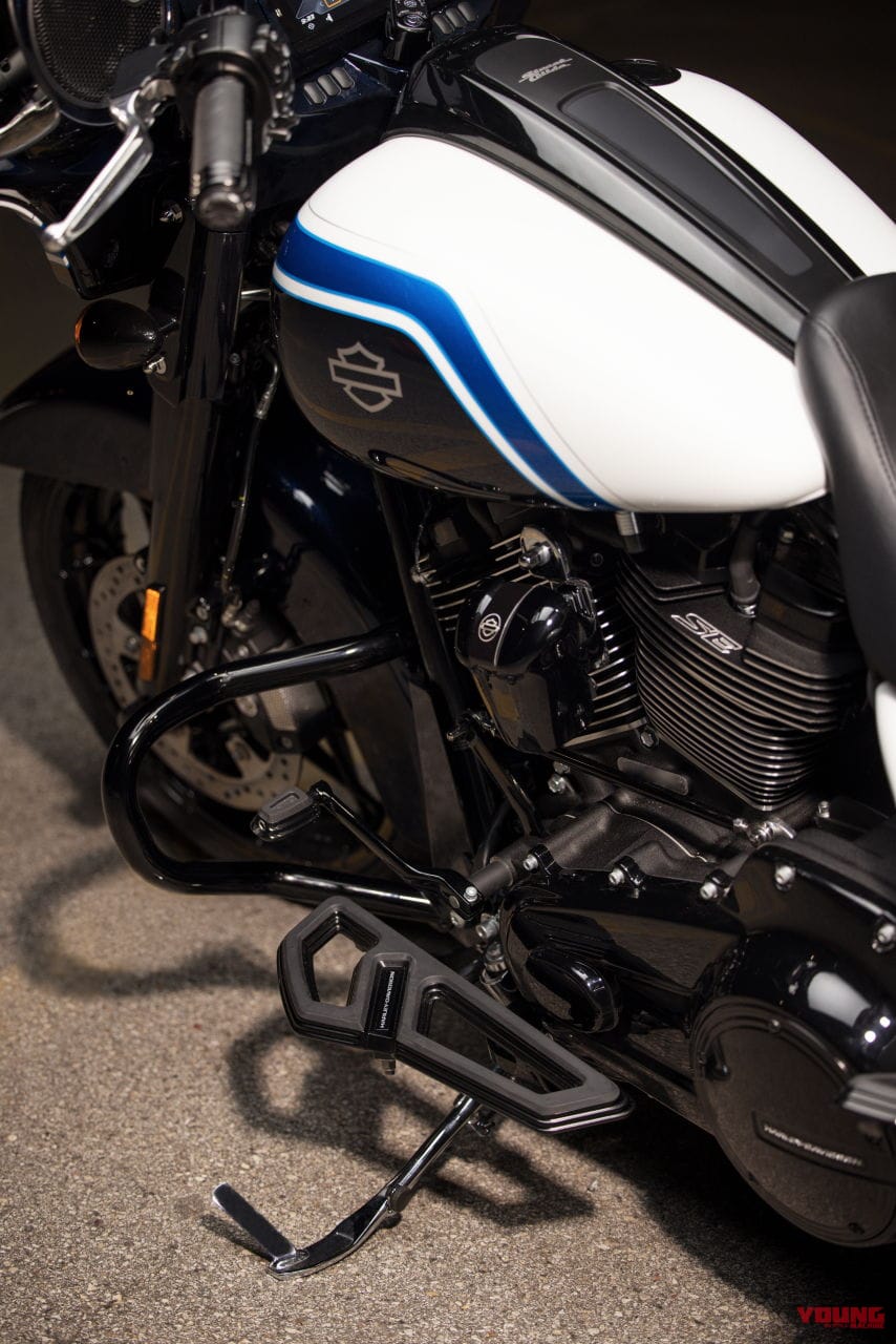 |日本限定5台…ス○キのクー○ーレプリカかっ! ハーレー「ストグラスペシャル」に特別色登場