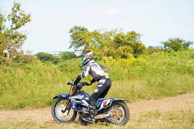 オフロードライディング|ジャンプ|サスを入れる|サスペンションでジャンプしてみよう!!〈渡辺学のオフロードライディング指南〉
