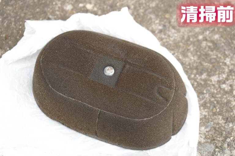 オフロードバイクメンテナンス|エアクリーナー清掃|セロー225|愛車を好調に保つ! 簡単オフロード車チェック&メンテナンス【前編:増し締め/エアクリーナーetc.】