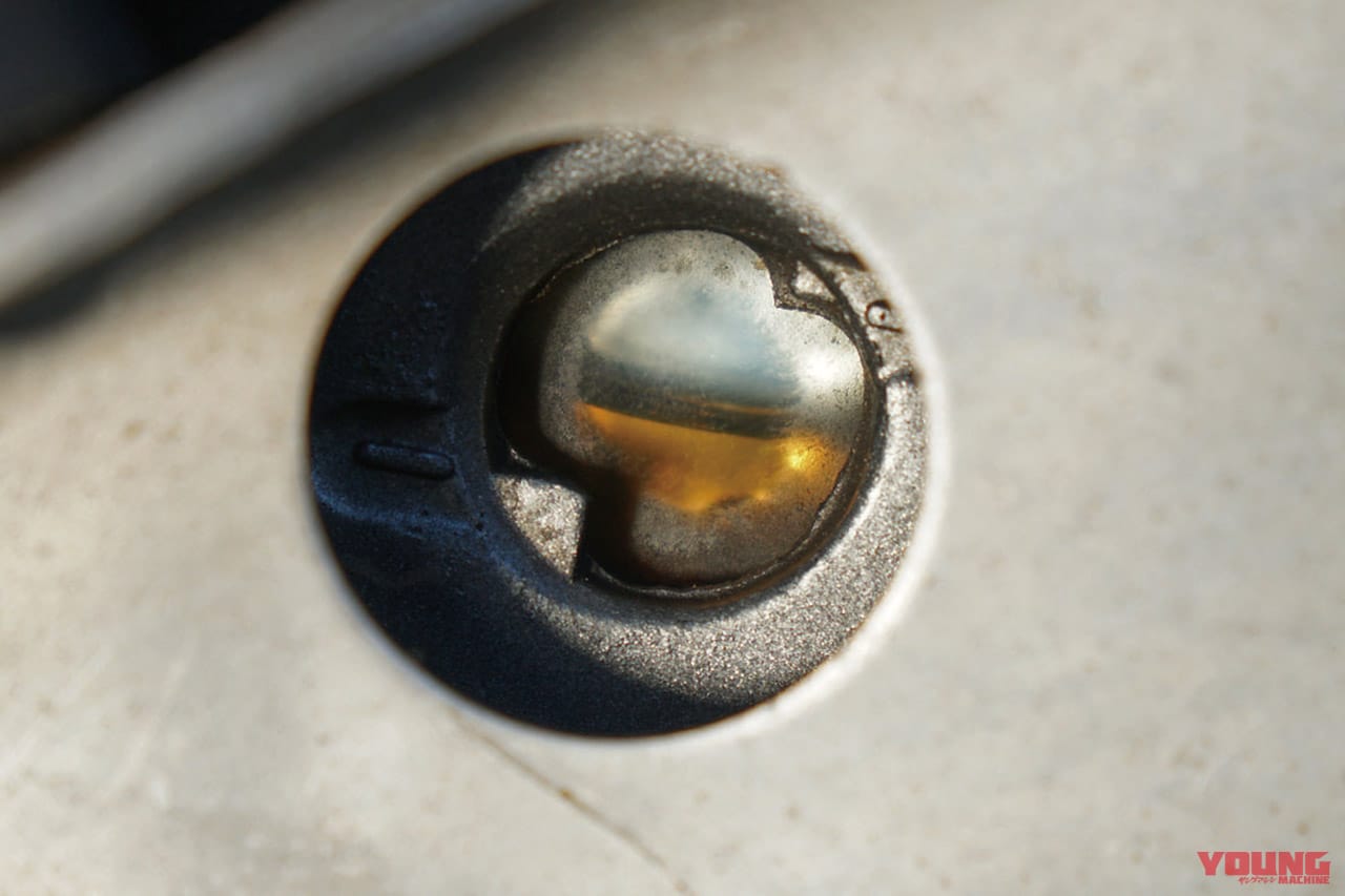 オフロードバイクメンテナンス|エンジンオイル交換|セロー225|愛車を好調に保つ! 簡単オフロード車チェック&メンテナンス【後編:エンジンオイルチェック etc.】