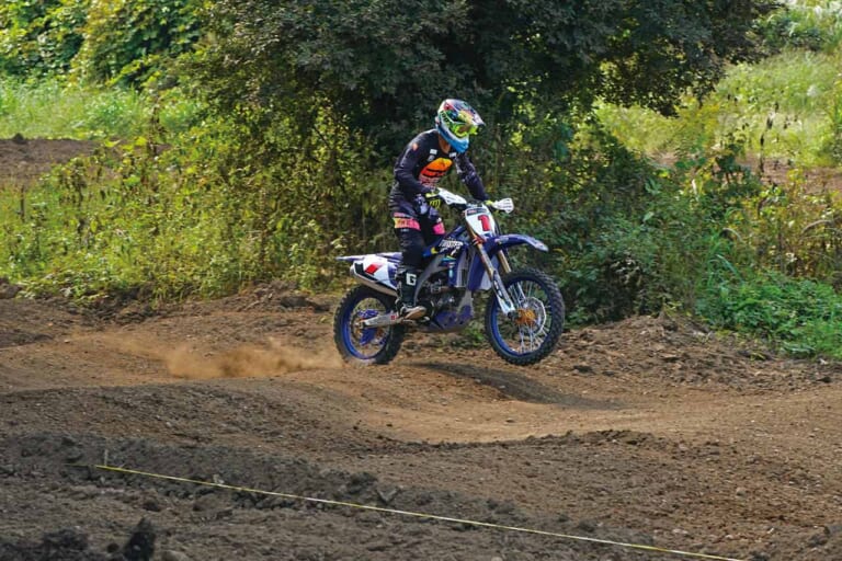 渡辺学のオフロードライディング指南|フープス|モトクロスヴィレッジ|飛んでみる|コブが連続するセクション=フープスにチャレンジしてみよう!!〈渡辺学のオフロードライディング指南〉